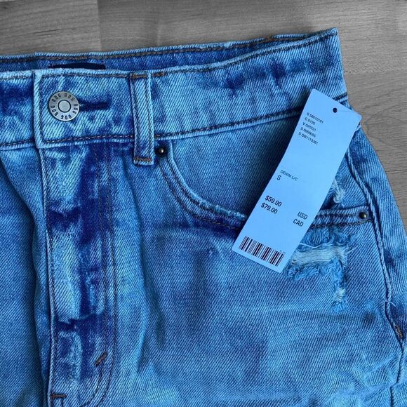 Urban Outfitters BDG Denim Jeans Mini Skirt NWT Size Small Petite - Picture 2 of 4